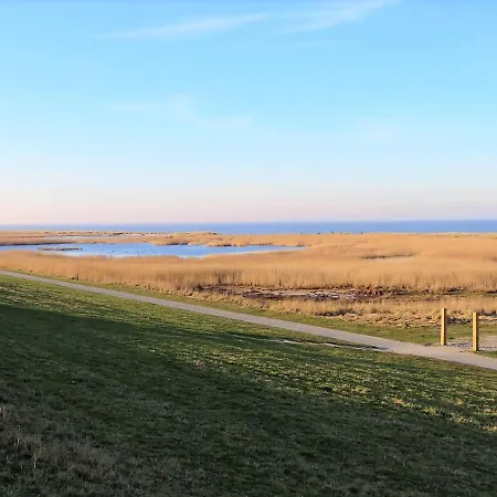 49 2 N Nordkoje Apartment